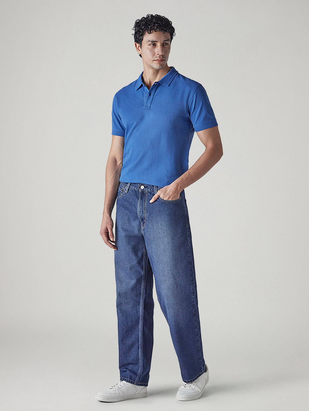 Men's 568 Blue Loose Fit Mid Rise Jeans - Side View