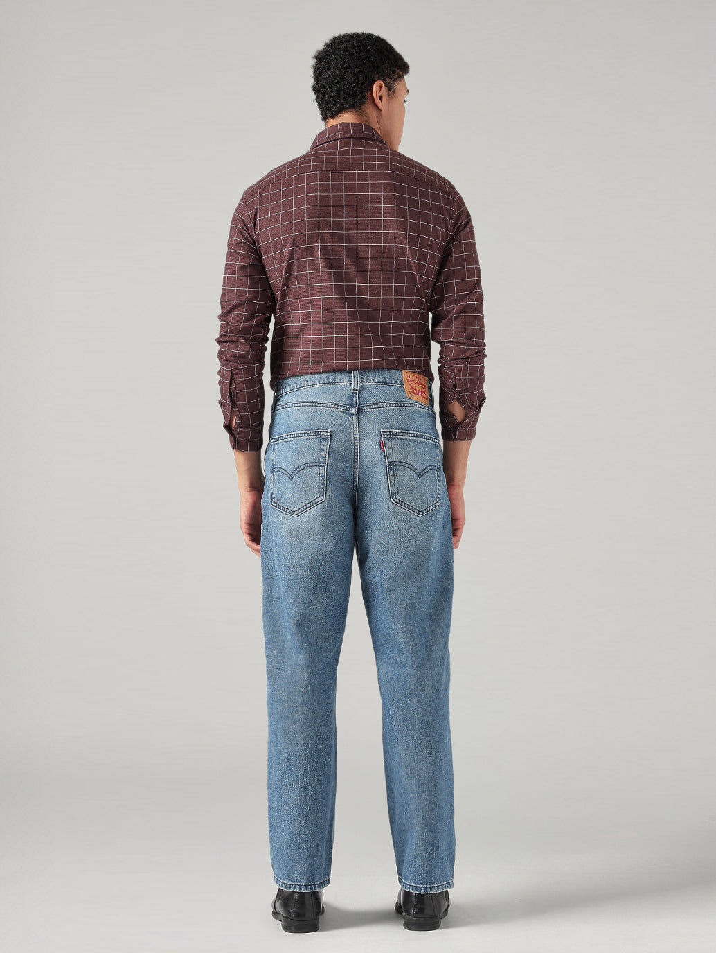 Men's 568 Light Blue Loose Fit Mid Rise Jeans - Back View