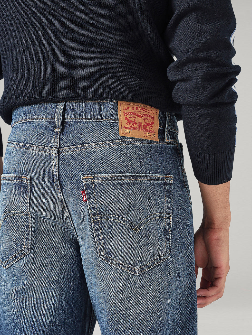 Men's 568 Blue Loose Fit Mid Rise Jeans - 20 View
