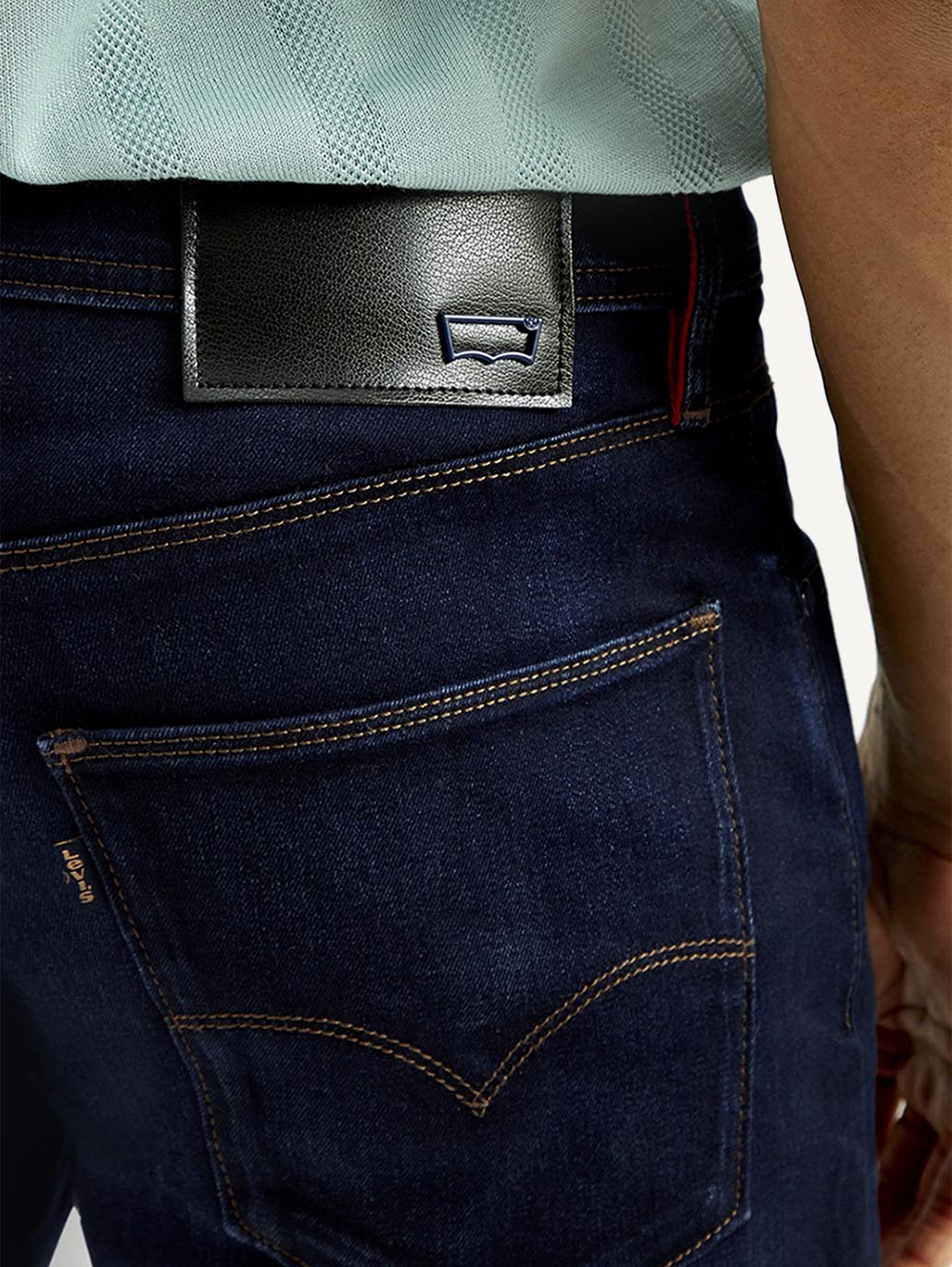 Men's Redloop 527 Med Indigo Bootcut Fit Mid Rise Jeans - Detail View