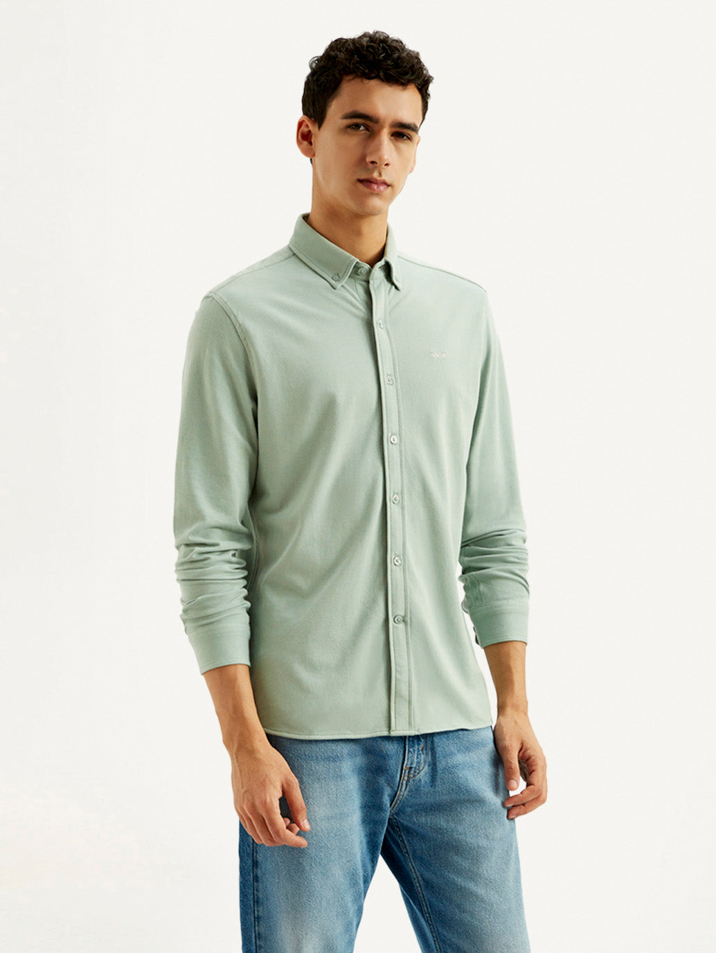 Men's Solid Slim Fit Knit Shirt - Side View