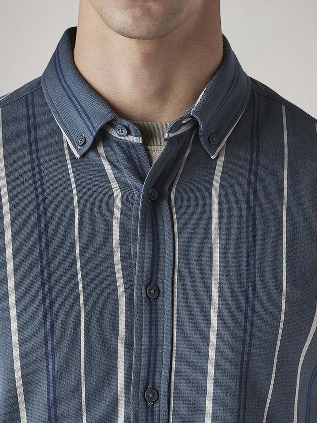 Men's Striped Slim Fit Waffle Shirt - Detail View