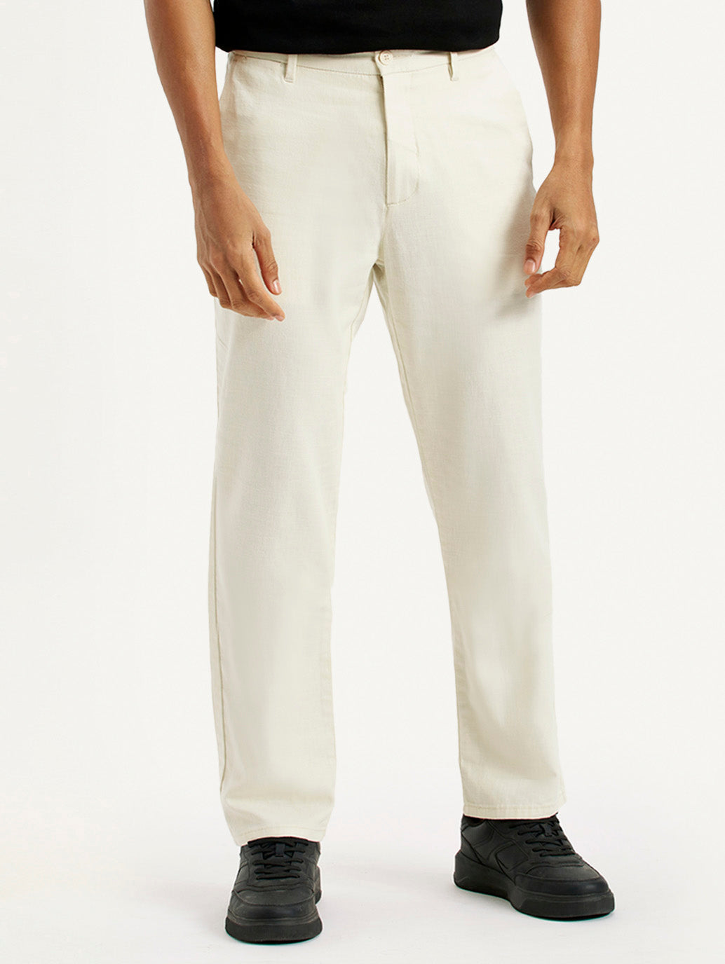 Men's White Relaxed Straight Fit Mid Rise Linen Trousers - Front View