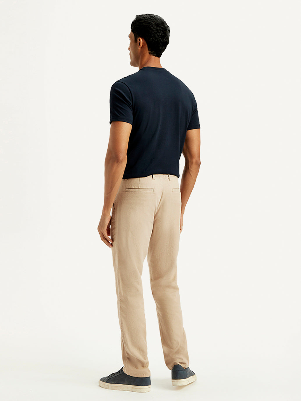 Men's Green Relaxed Straight Fit Linen Chinos - Back View