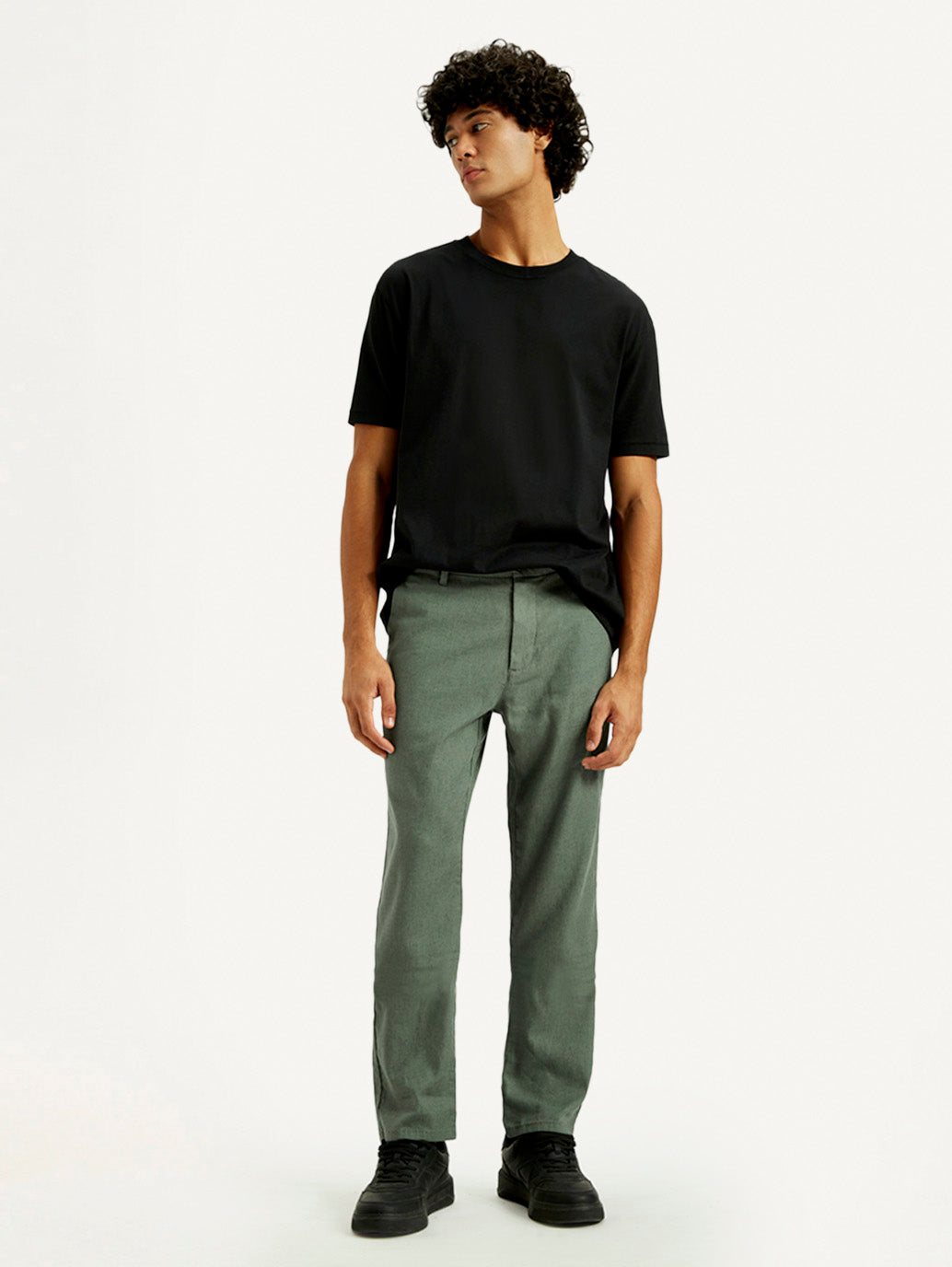 Men's Green Straight Fit Mid Rise Linen Chinos - Styleshot View