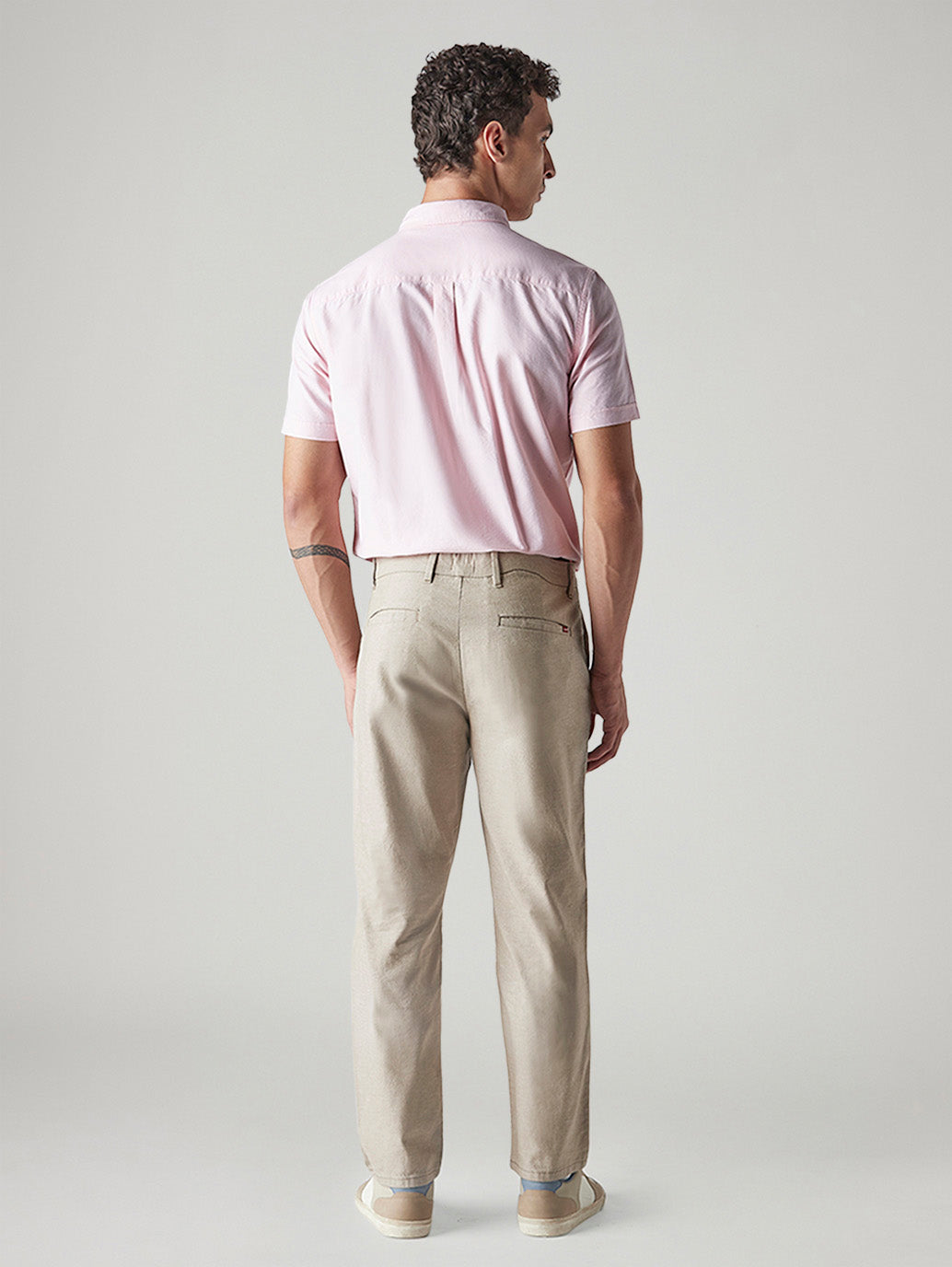 Men's Beige Authentic Relaxed Fit Mid Rise Linen Chinos - Back View