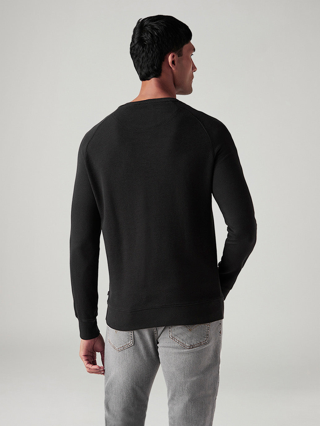 Men's Solid Regular Fit T-Shirt - Back View