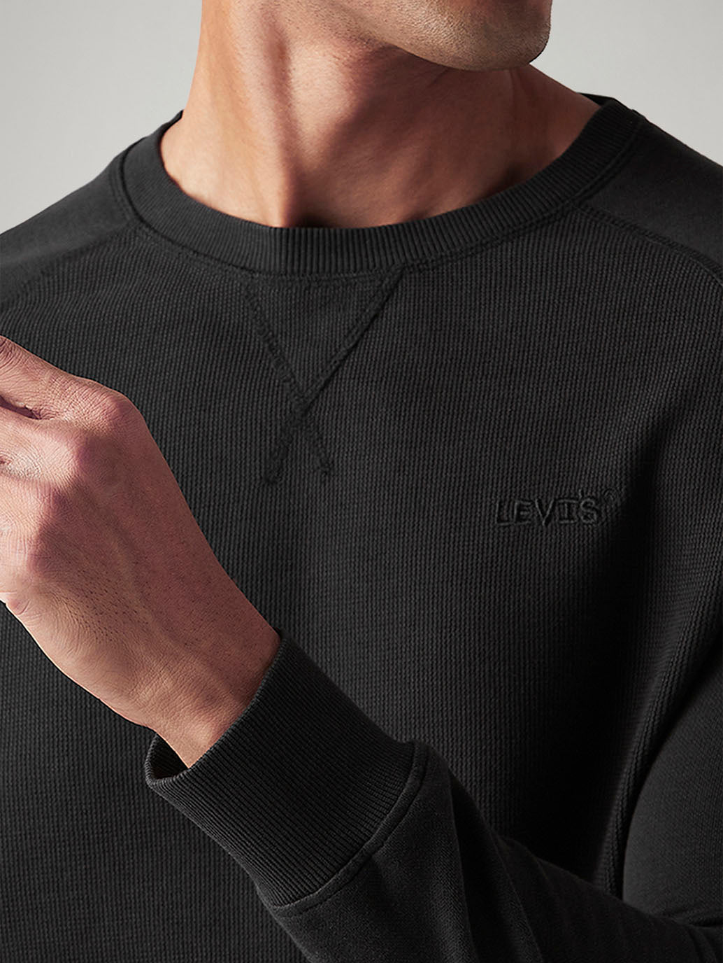 Men's Solid Regular Fit T-Shirt - Detail View