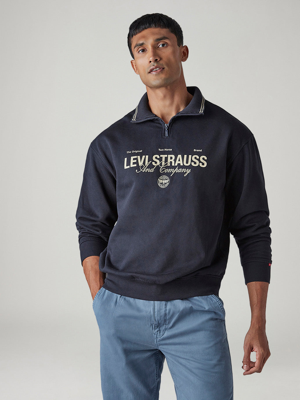 Men's Typography Printed Regular Fit Sweatshirt