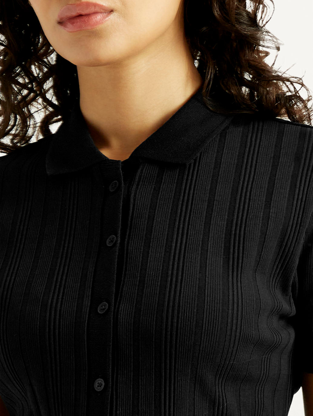 Women's Textured Slim Fit Ribbed Polo Shirt - Detail View