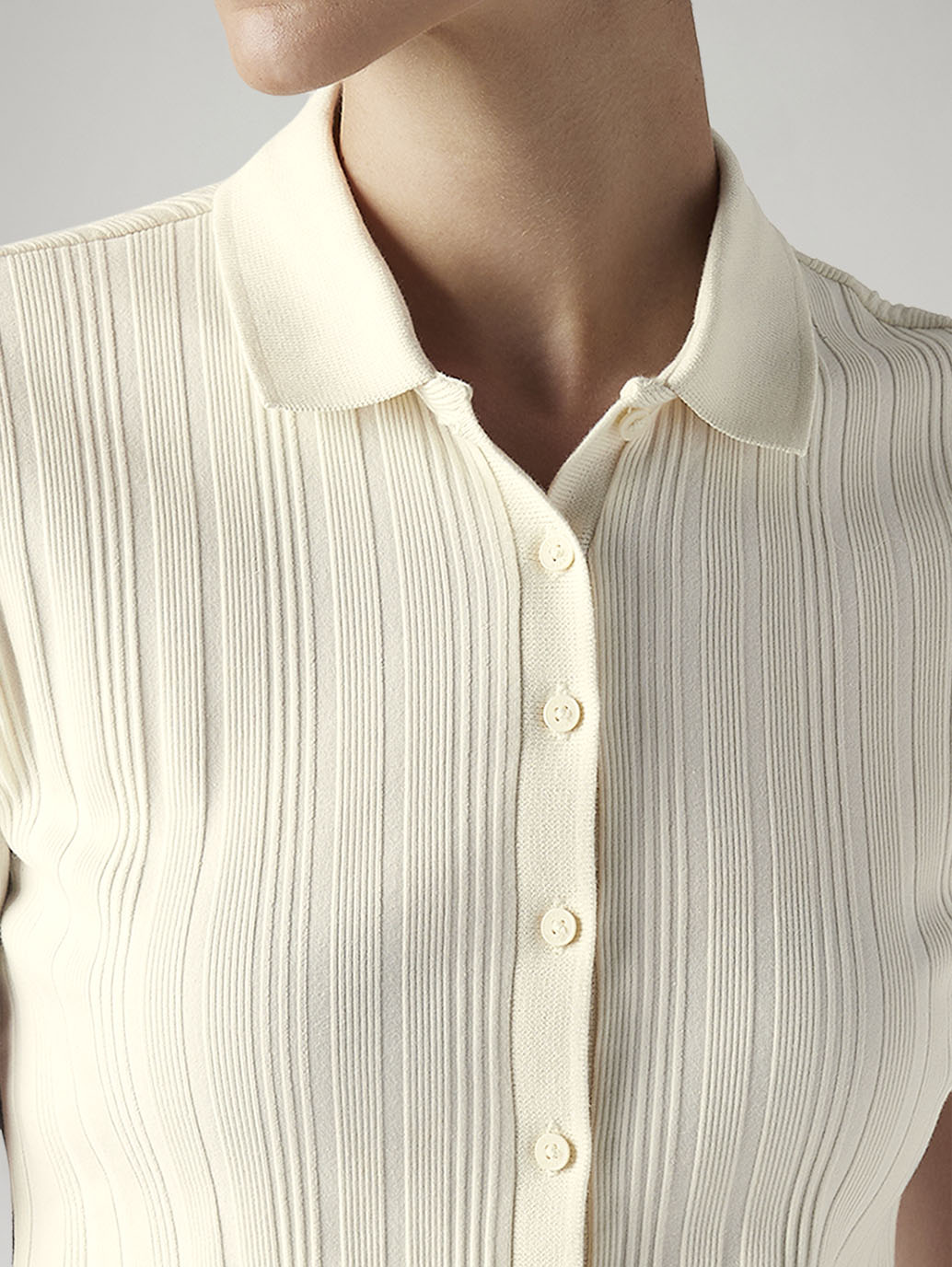 Women's Textured Slim Fit Polo Shirt - Detail View