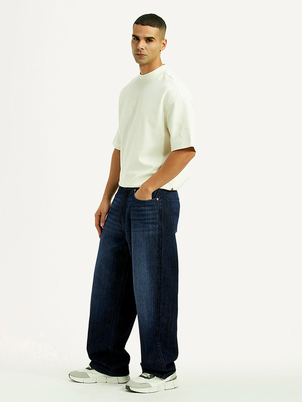 Men's 578 Dark Blue Baggy Fit Mid Rise Jeans - Side View