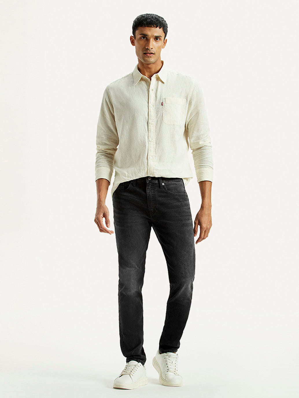 Men's 512 Black Slim Tapered Fit Mid Rise Jeans - Styleshot View