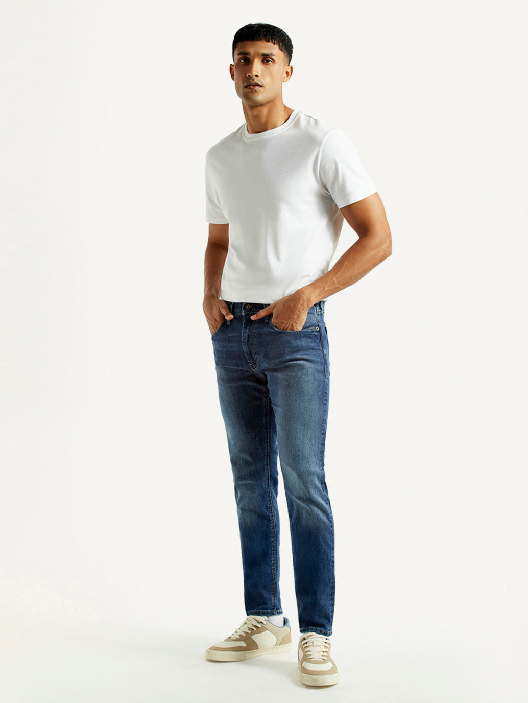 Men's 512 Blue Slim Tapered Fit Mid Rise Jeans - Side View