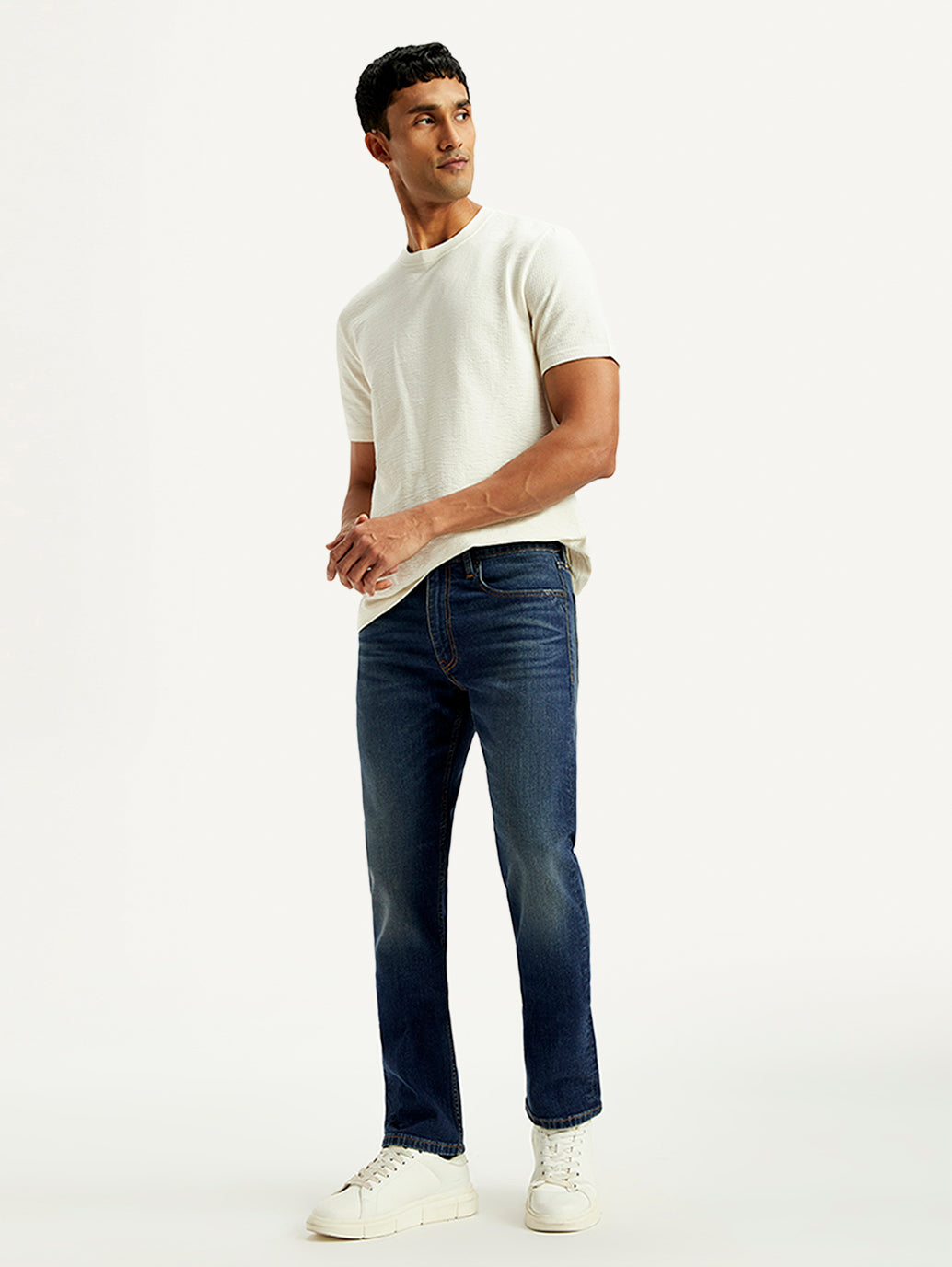 Men's Tinted 513 Blue Slim Straight Fit Mid Rise Jeans - Styleshot View
