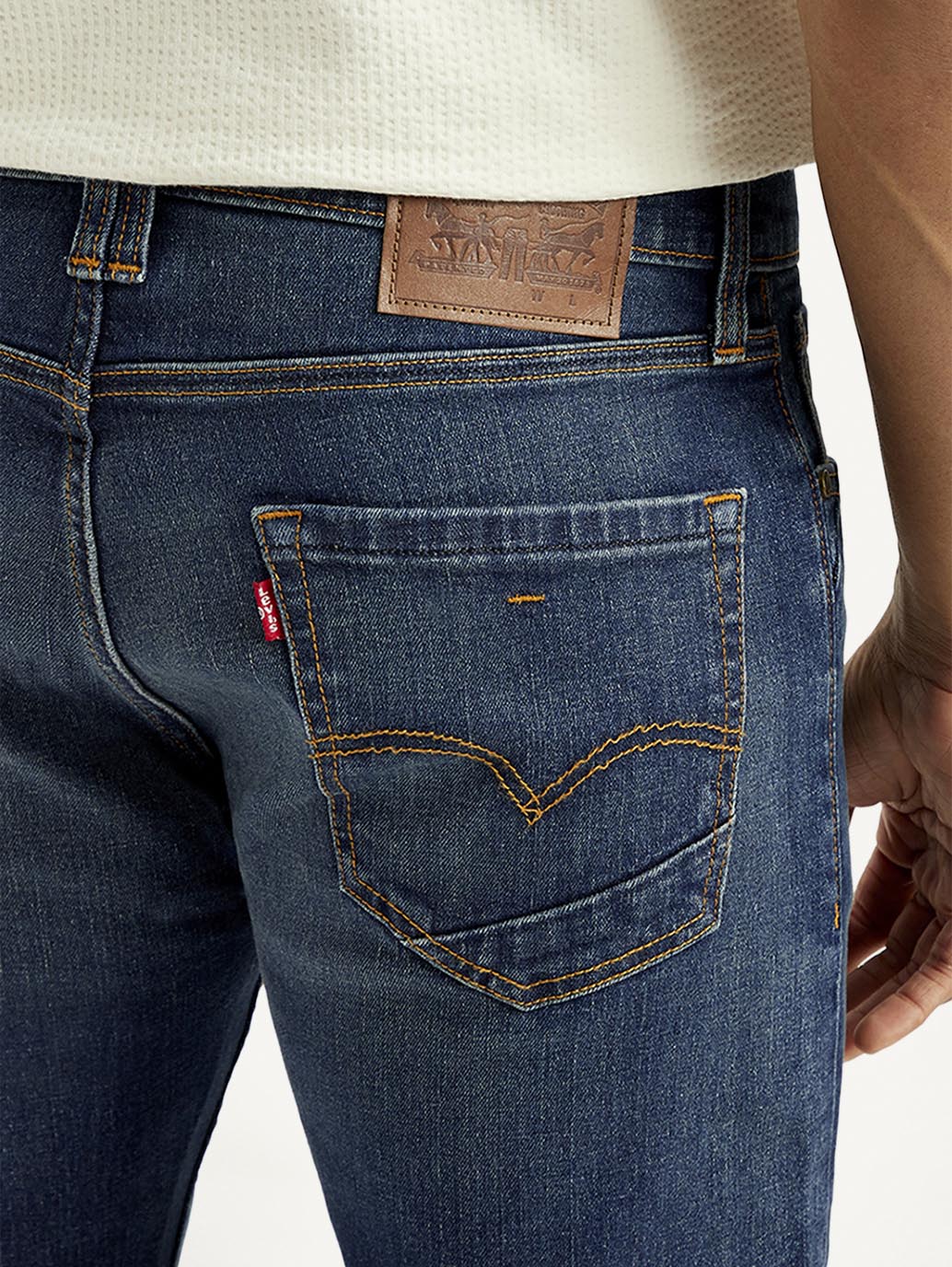 Men's Tinted 513 Blue Slim Straight Fit Mid Rise Jeans - Detail View