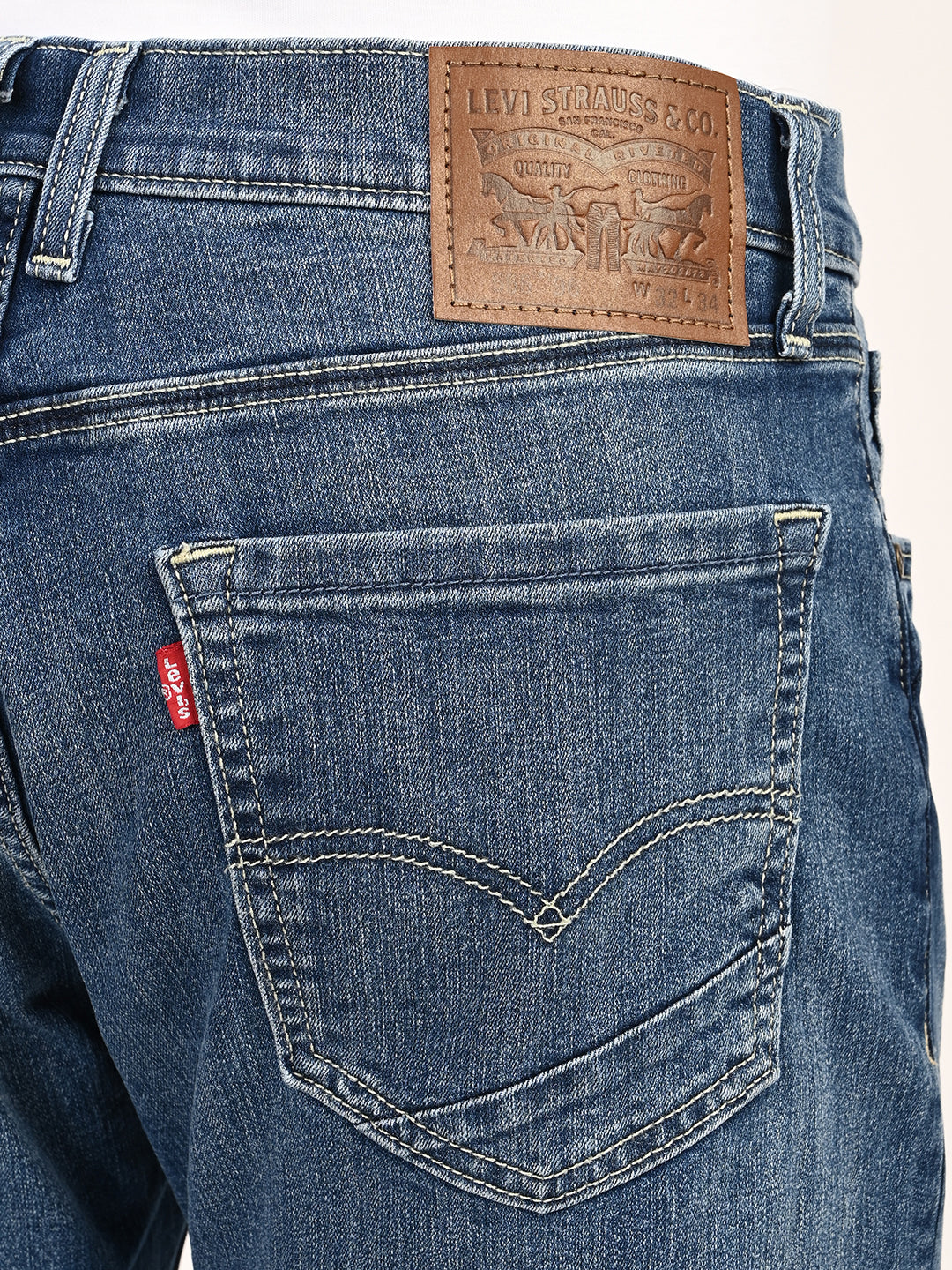 Men's 555 Blue Relaxed Straight Fit Mid Rise Jeans – Levis India Store