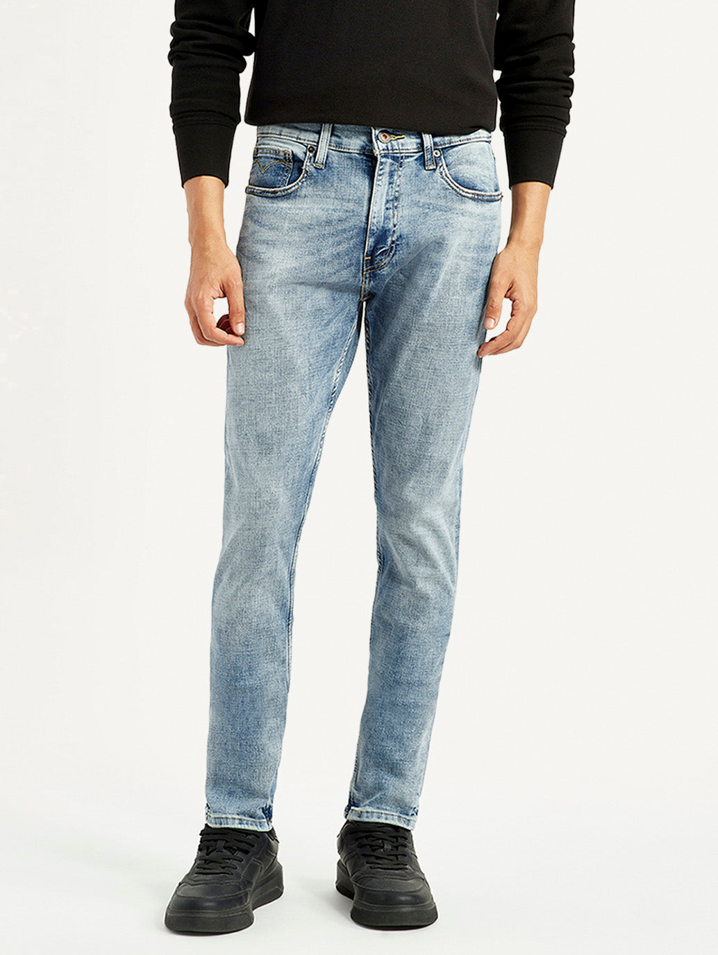 Men's 512 Light Blue Slim Tapered Fit Mid Rise Jeans - Front View