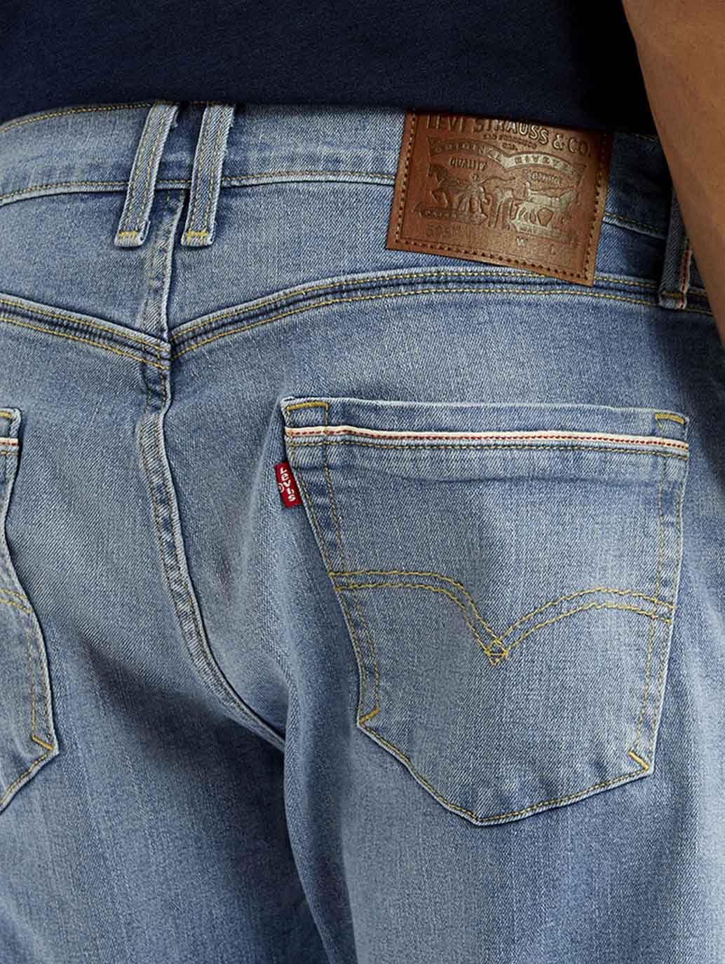 Men's 505 Light Blue Straight Fit Mid Rise Jeans - Detail View
