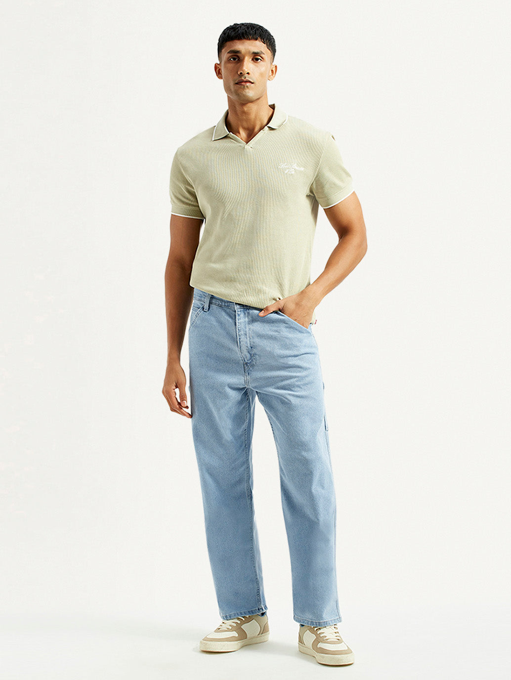 Men's 568 Light Blue Loose Fit Mid Rise Carpenter Jeans - Styleshot View