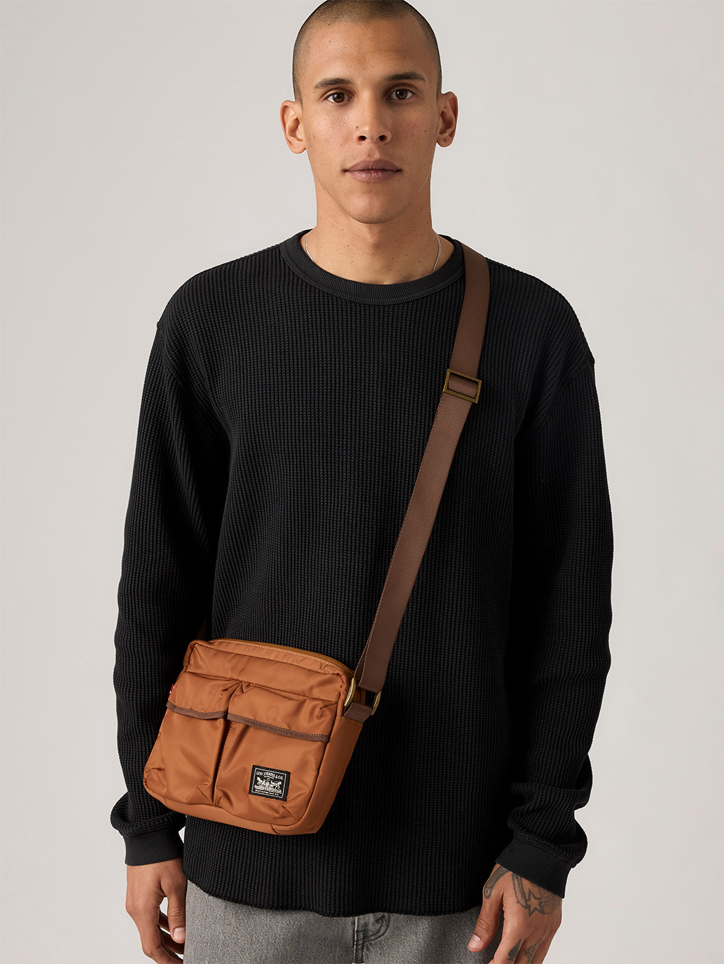 Unisex Brown Solid Messenger Bag