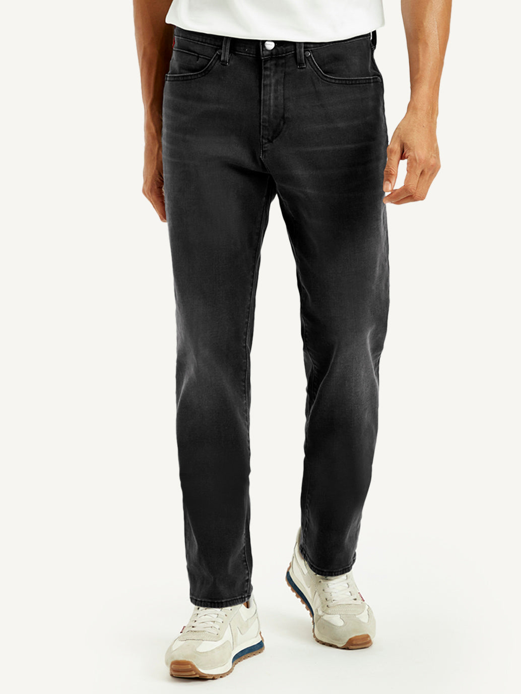 Men's Redloop 541 Black Athletic Tapered Fit Mid Rise Jeans - Front View