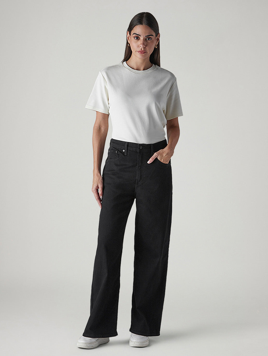 Women's Black Baggy Fit High Rise Cinched Jeans - Front View
