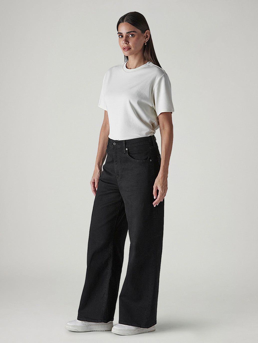 Women's Black Baggy Fit High Rise Cinched Jeans - Side View