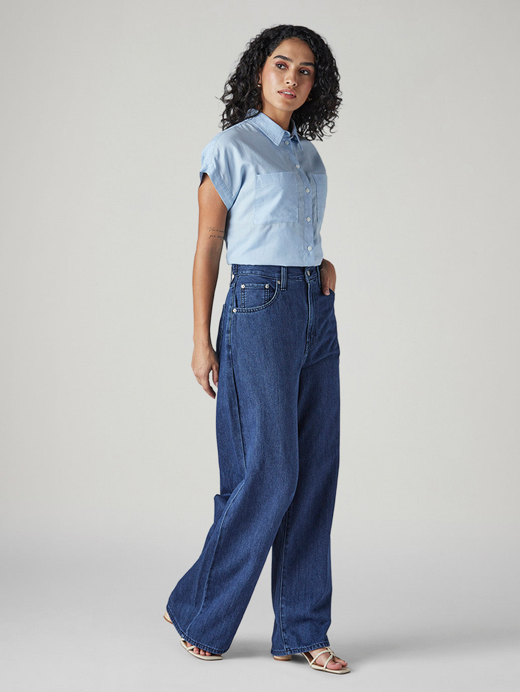 Women's Blue Baggy Fit High Rise Cinched Jeans - Side View