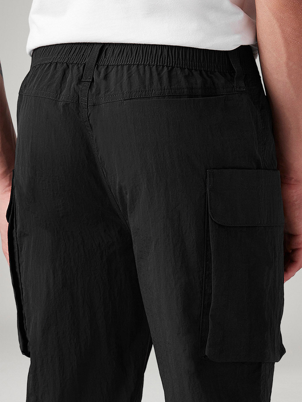 Men's Black Authentic Relaxed Straight Fit Mid Rise Cargos - 20 View