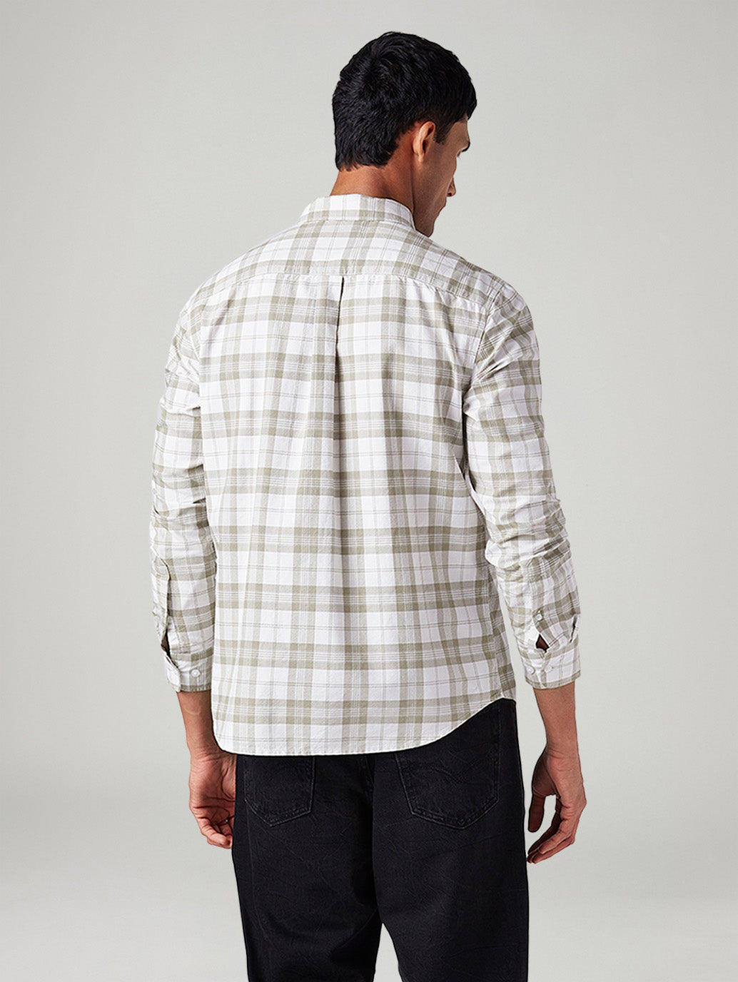 Men's Checkered Slim Fit Oxford Shirt - Back View