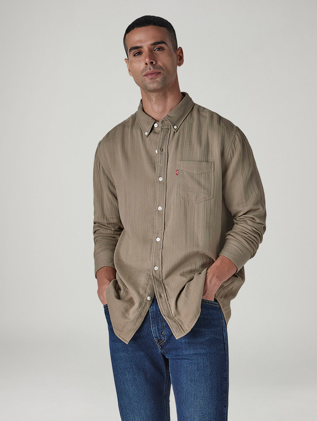 Men's Solid Slim Fit Textured Shirt
