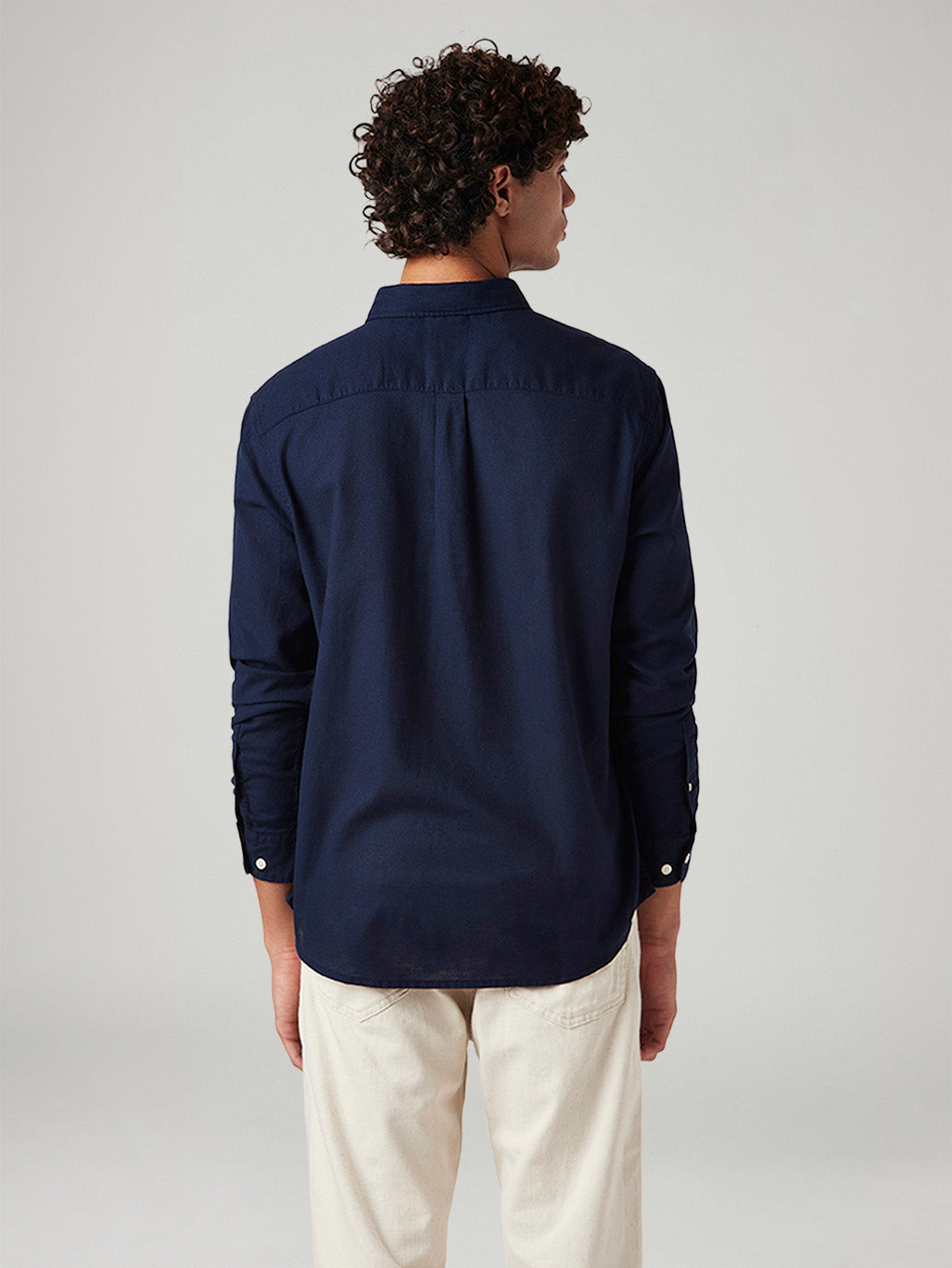 Men's Solid Slim Fit Oxford Shirt - Back View
