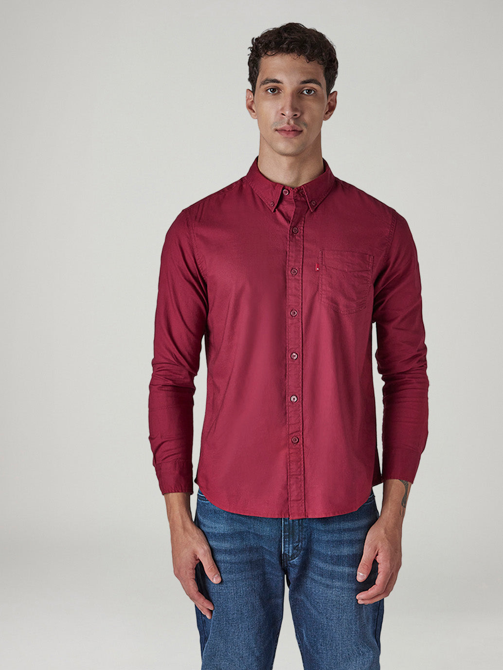 Men's Solid Button Down Collar Slim Fit Oxford Shirt - Front View
