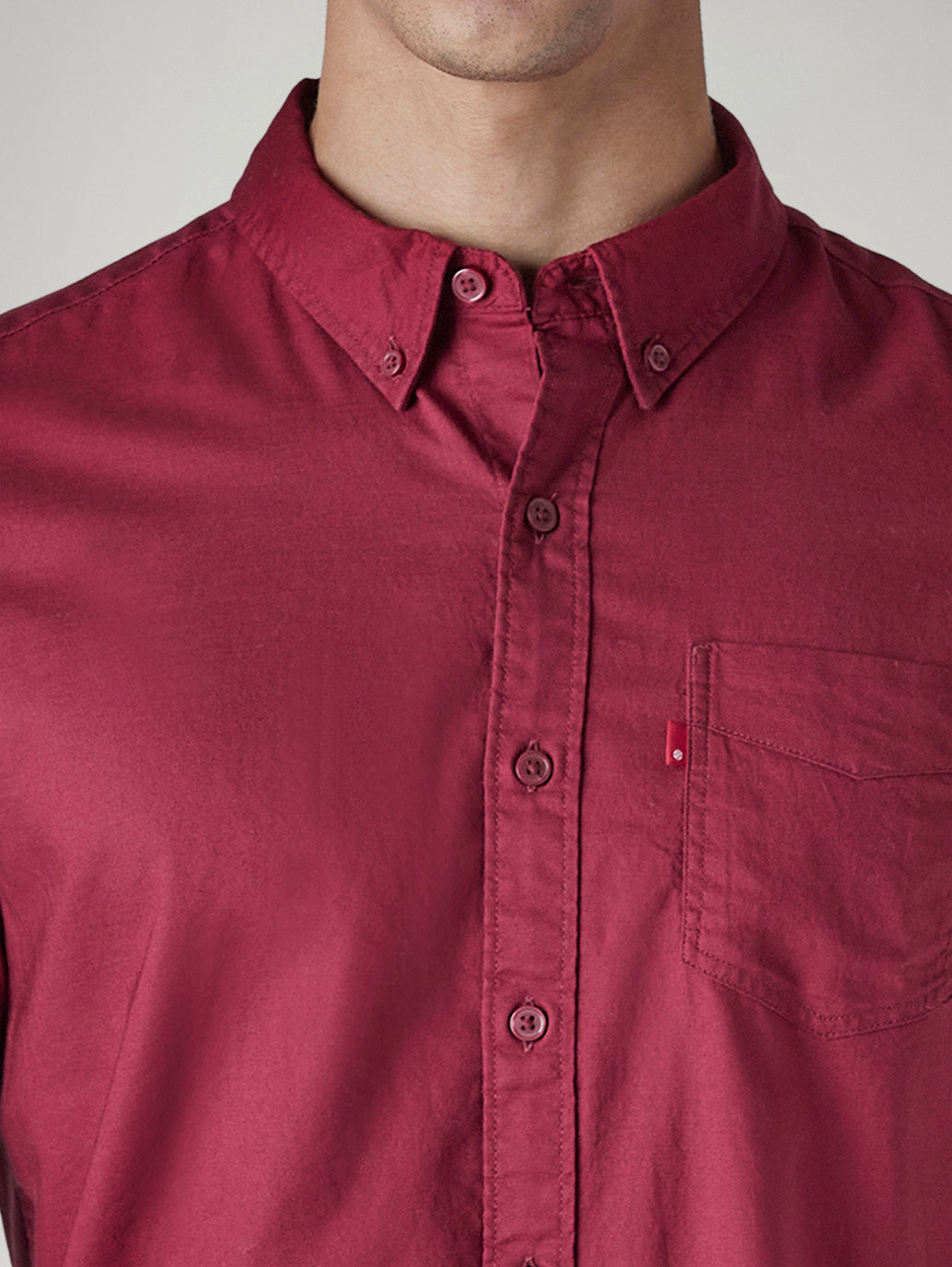 Men's Solid Button Down Collar Slim Fit Oxford Shirt - Detail View