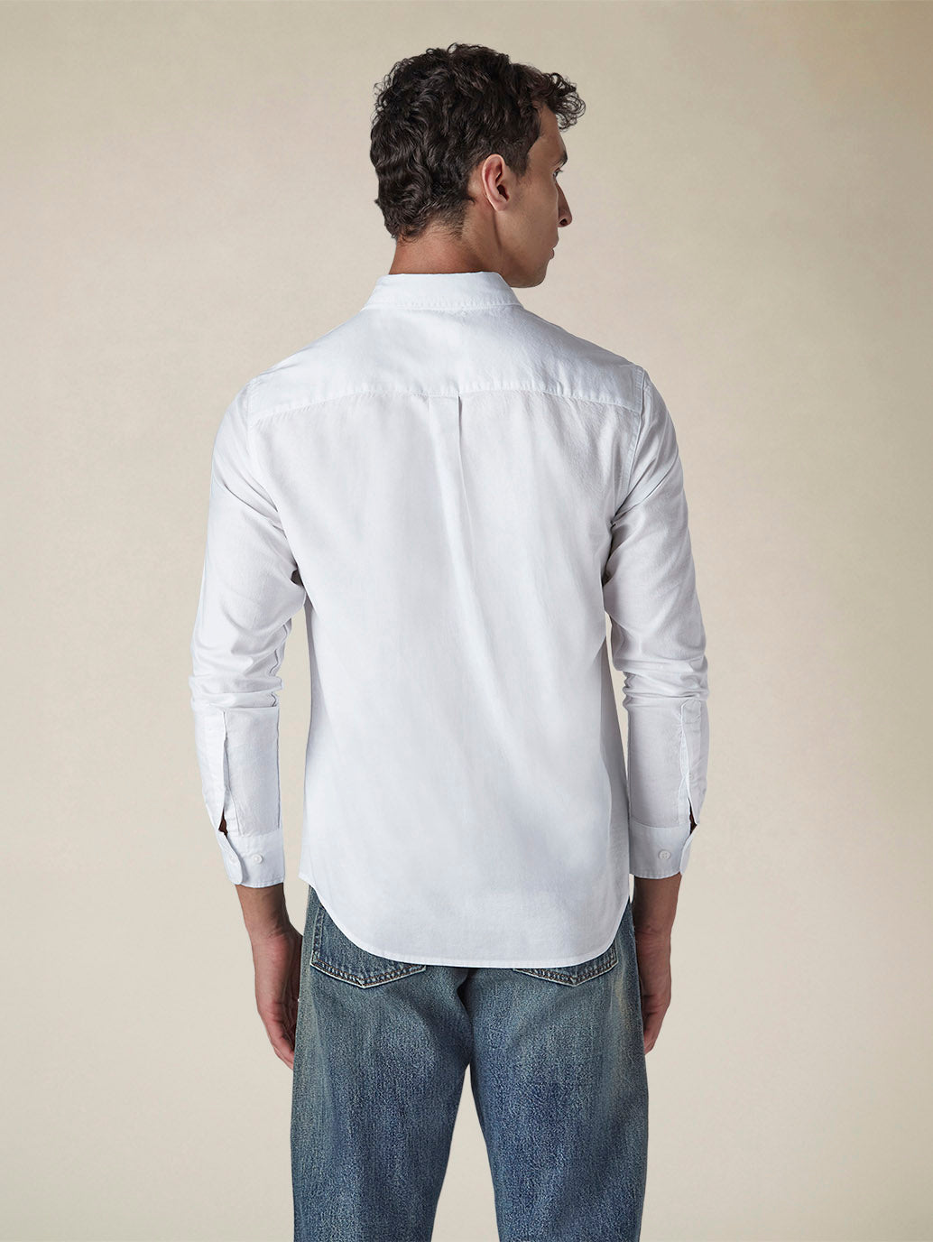 Men's Solid Button Down Collar Slim Fit Oxford Shirt - Back View