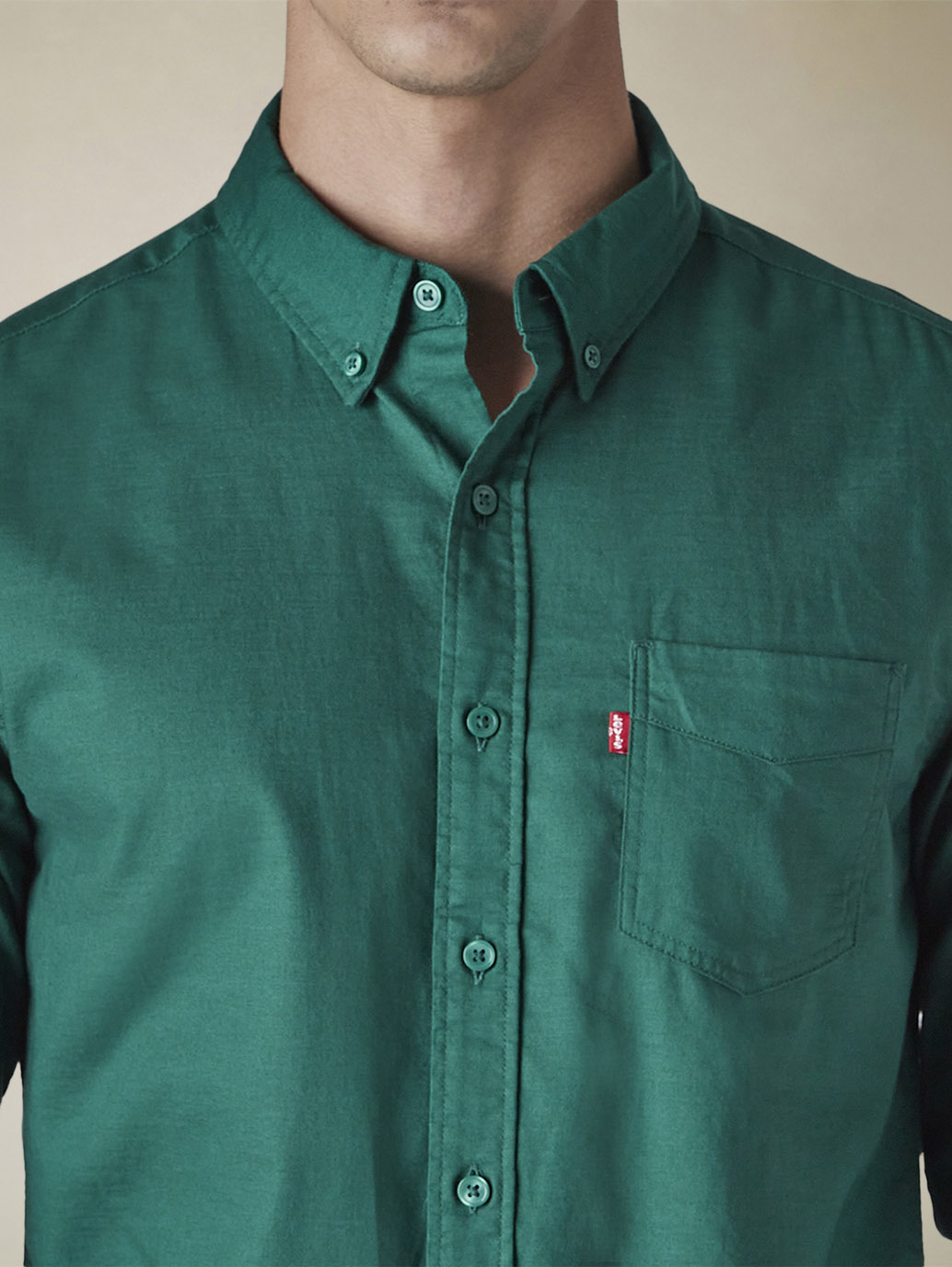 Men's Solid Button Down Collar Slim Fit Oxford Shirt - Detail View