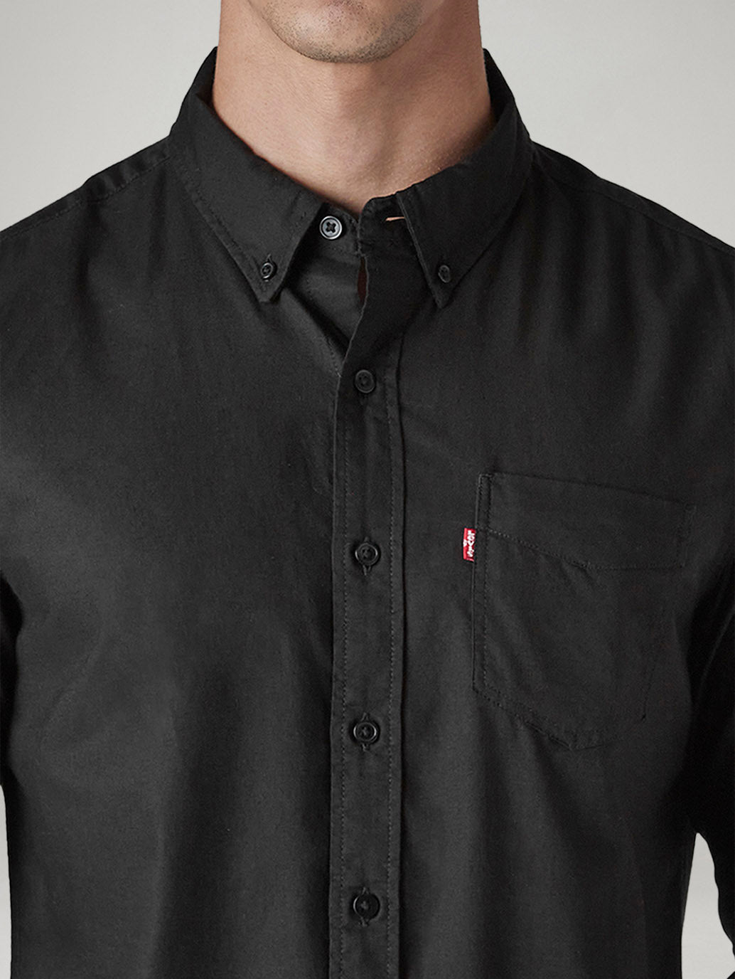 Men's Solid Button Down Collar Slim Fit Oxford Shirt - Detail View