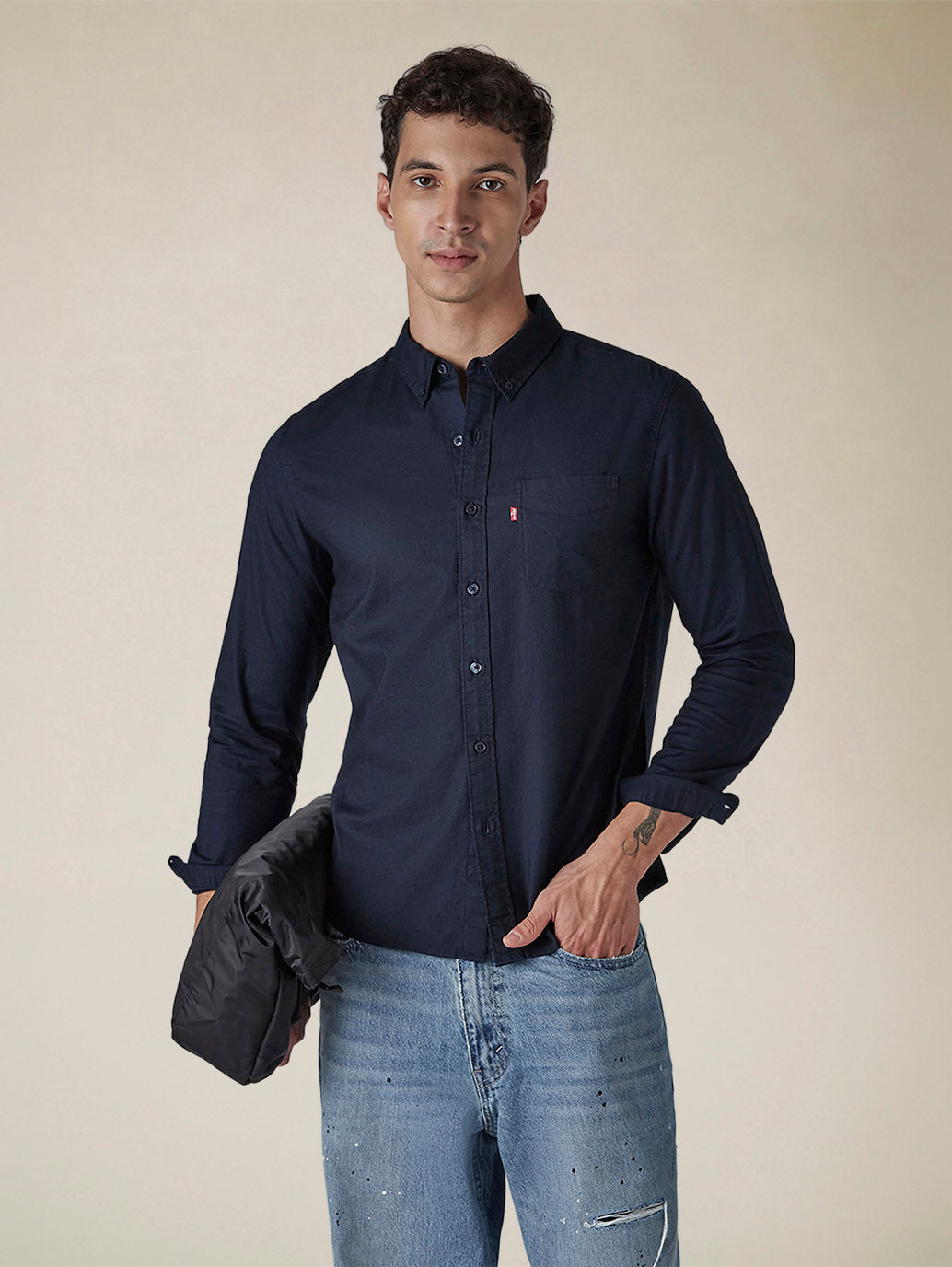 Men's Solid Button Down Collar Slim Fit Oxford Shirt