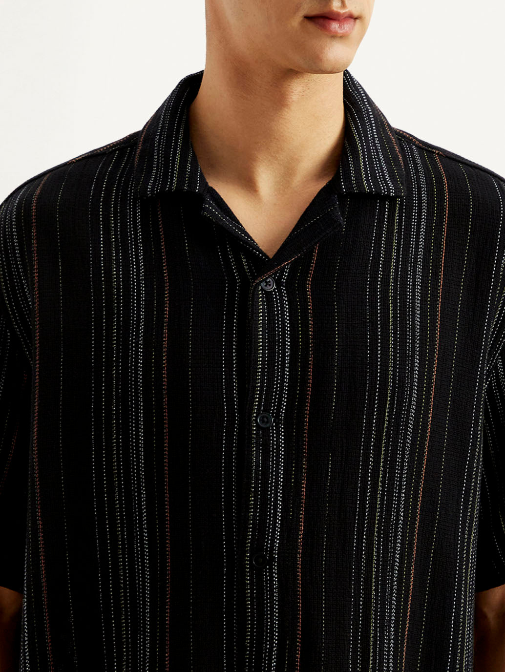 Men's Striped Slim Fit Resort Collar Shirt - Detail View