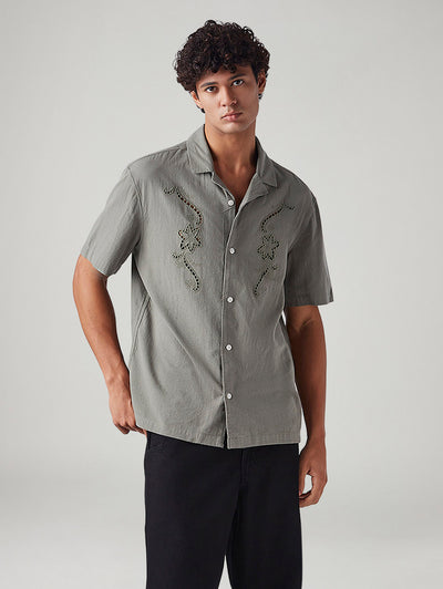 levi's Men's Embroidered Relaxed Fit Resort Collar Shirt-picture-41