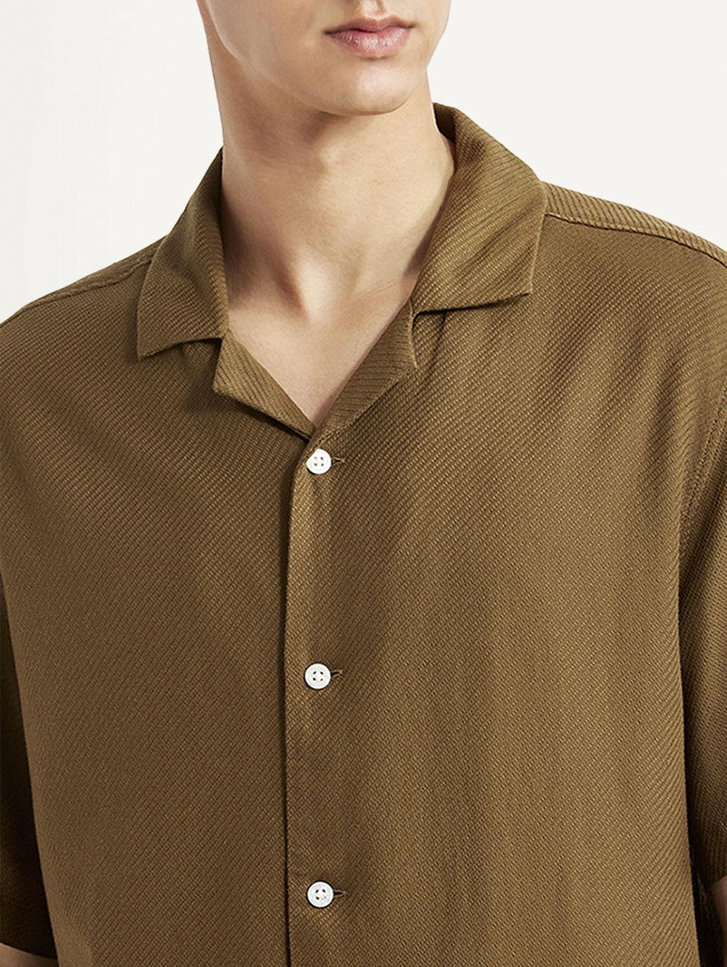 Men's Solid Relaxed Fit Camp Shirt - Detail View