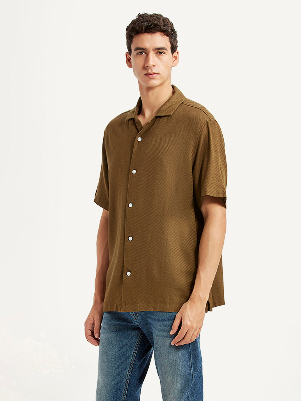 Men's Solid Relaxed Fit Camp Shirt - Side View