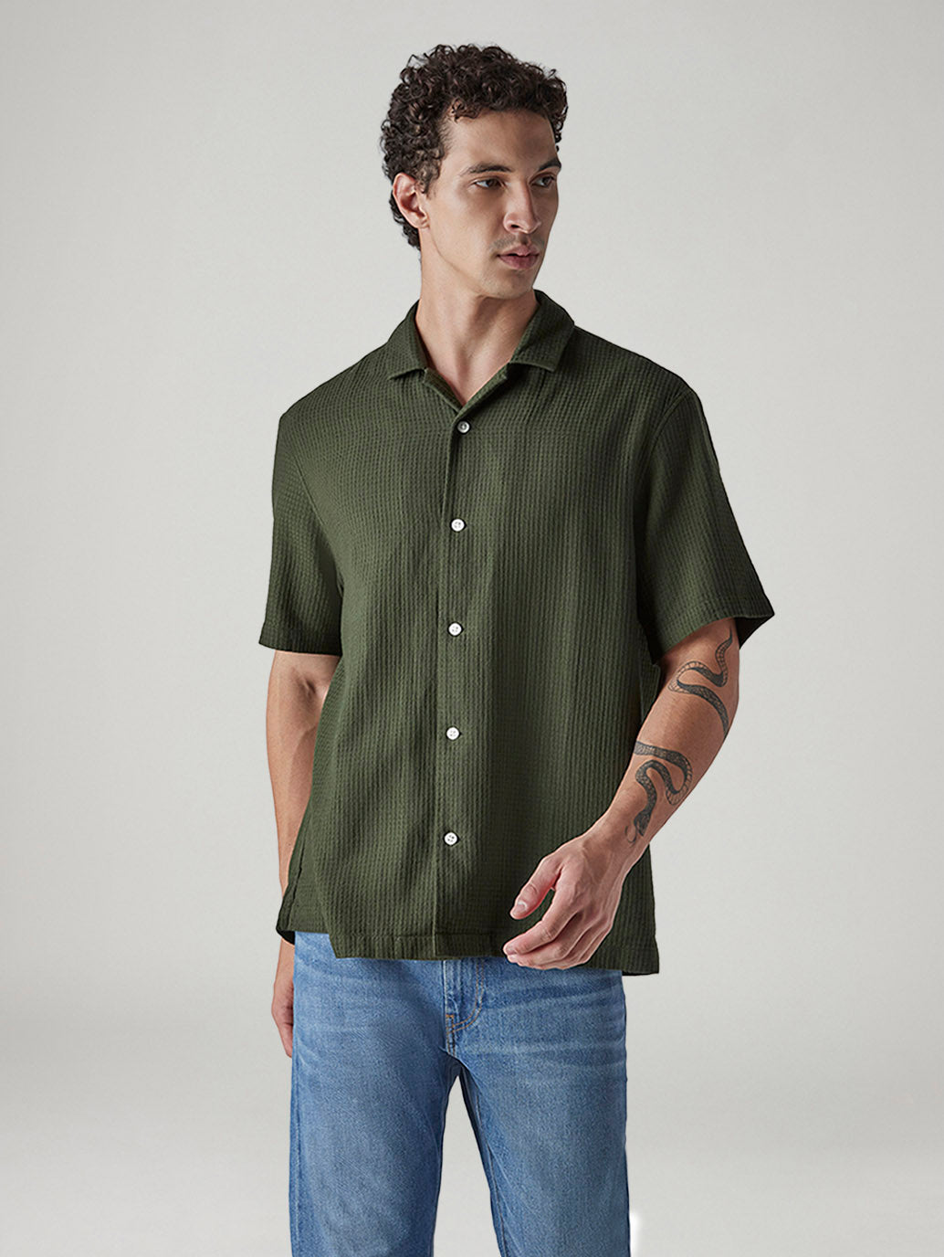 Men's Textured Relaxed Fit Shirt - Front View