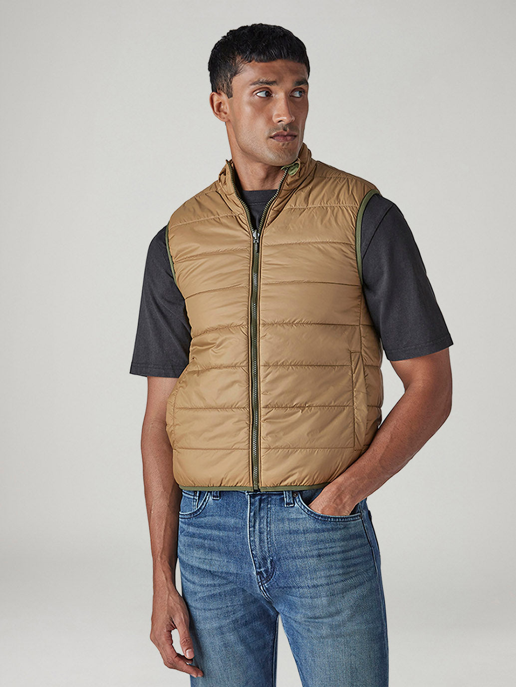 Men's Quilted Slim Fit Reversible Jacket - 20 View