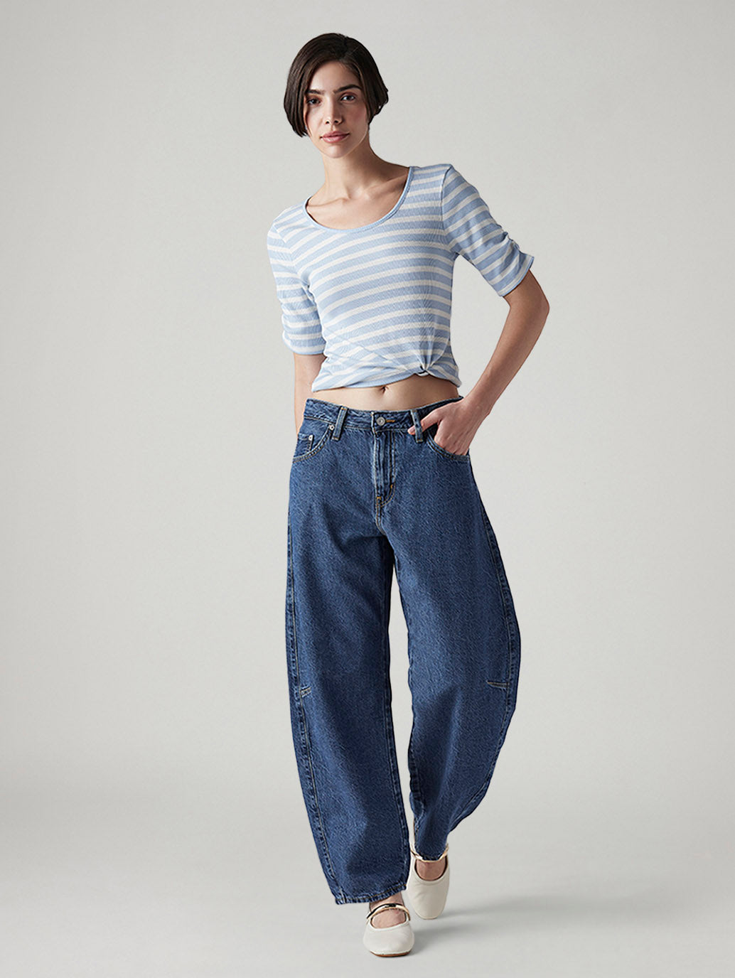 Women's Med Indigo Baggy Dad Barrel Loose Fit Mid Rise Jeans