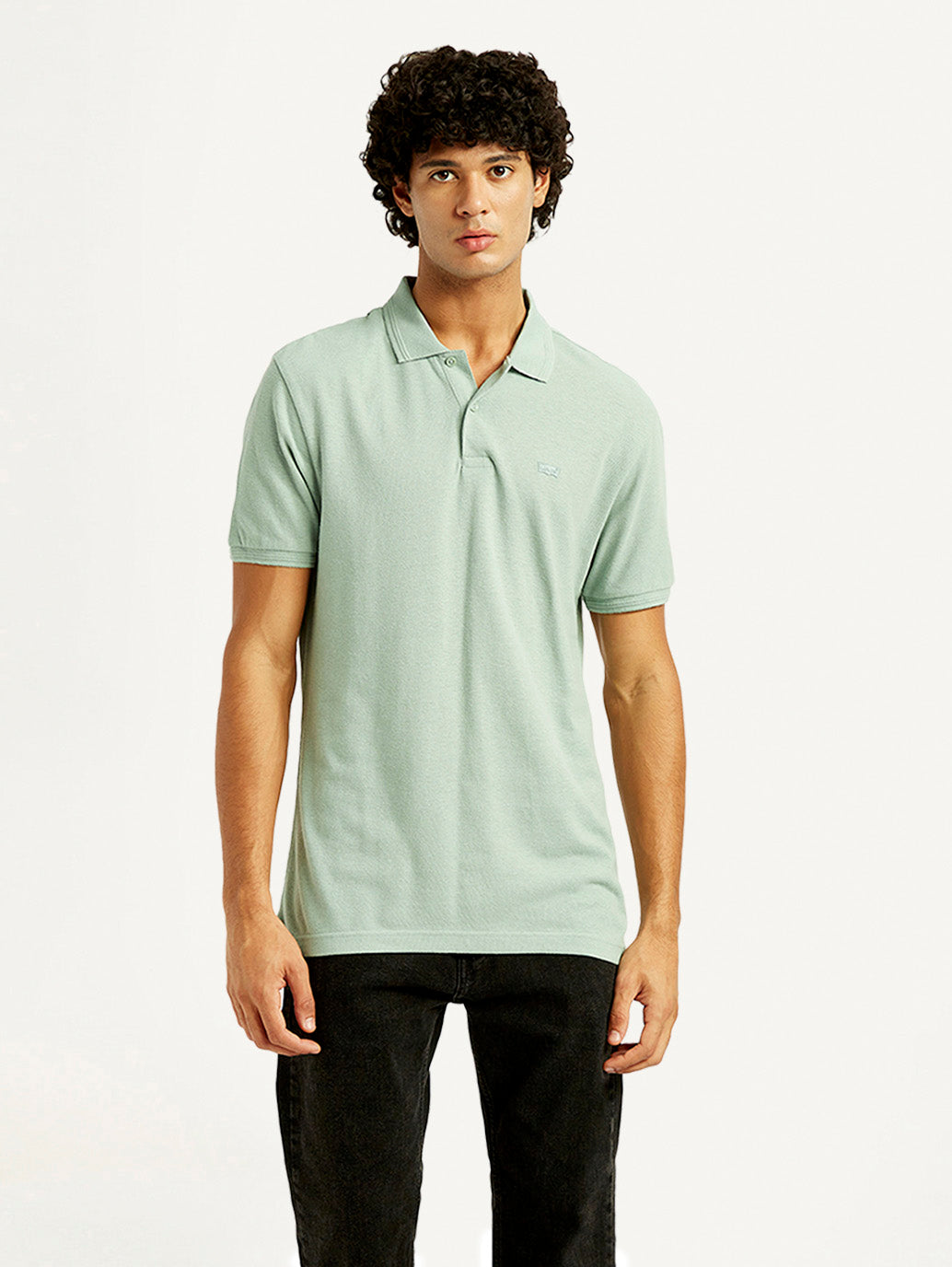 Men's Solid Slim Fit Polo Linen T-Shirt - Front View