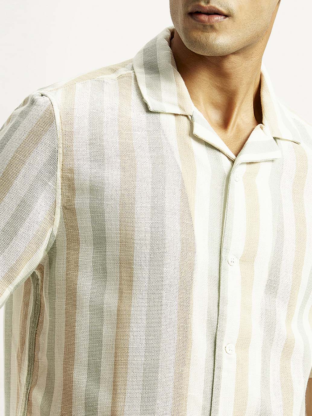 Men's Striped Slim Fit Resort Collar Linen Shirt - Detail View