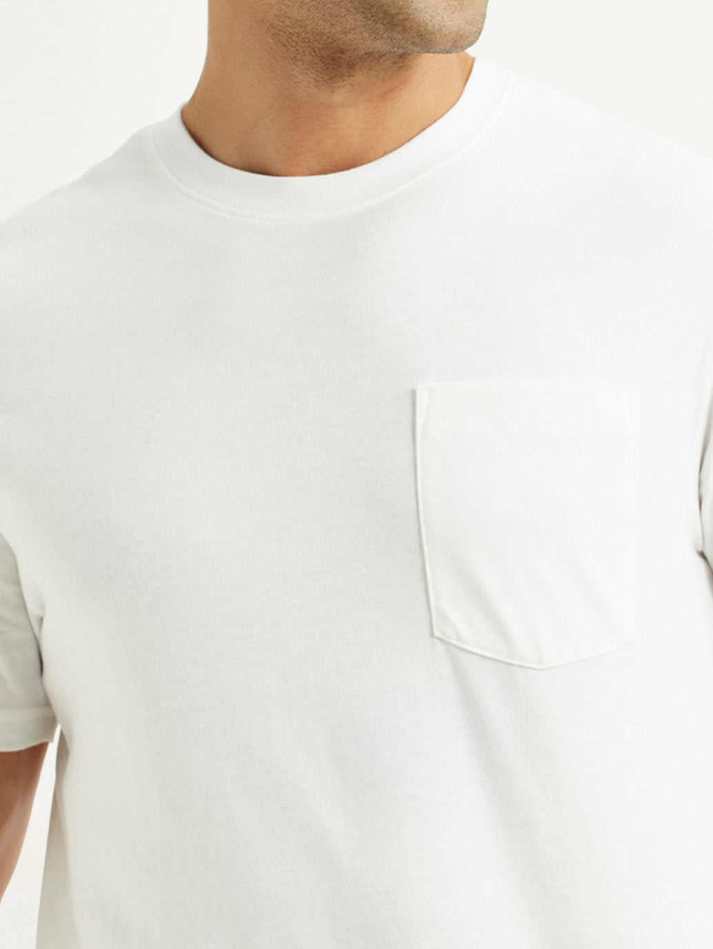 Men's Solid White Slim Fit T-shirt - Detail View