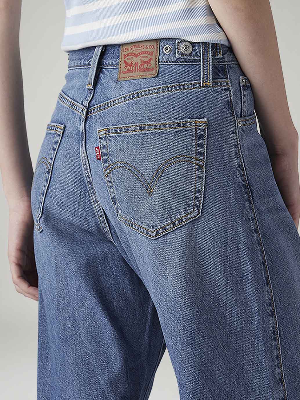 Women's Cinch Baggy Dad Barrel Loose Fit Mid Rise Jeans - 20 View